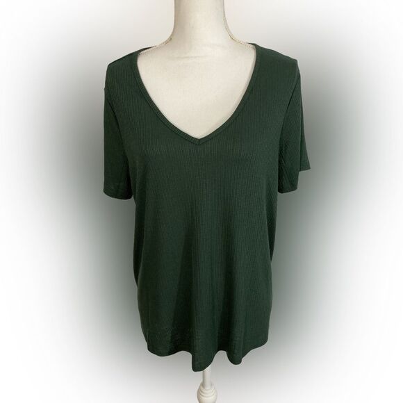 Old Navy Top Women’s L Green Luxe Slub Ribbed Knit V-Neck Short Sleeve Casual - Picture 1 of 7